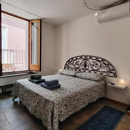 아파트 Casa Carla Maria - Da E Nonne 칼로포테